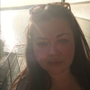 Meet your Posher, Elena